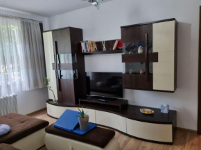 Apartament 2 camere, metrou
